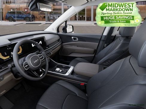 New 2026 Kia Carnival EX FWD image 17