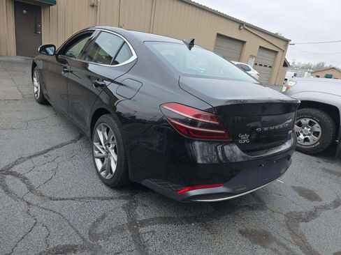 Used 2022 Genesis G70 2.0T image 2