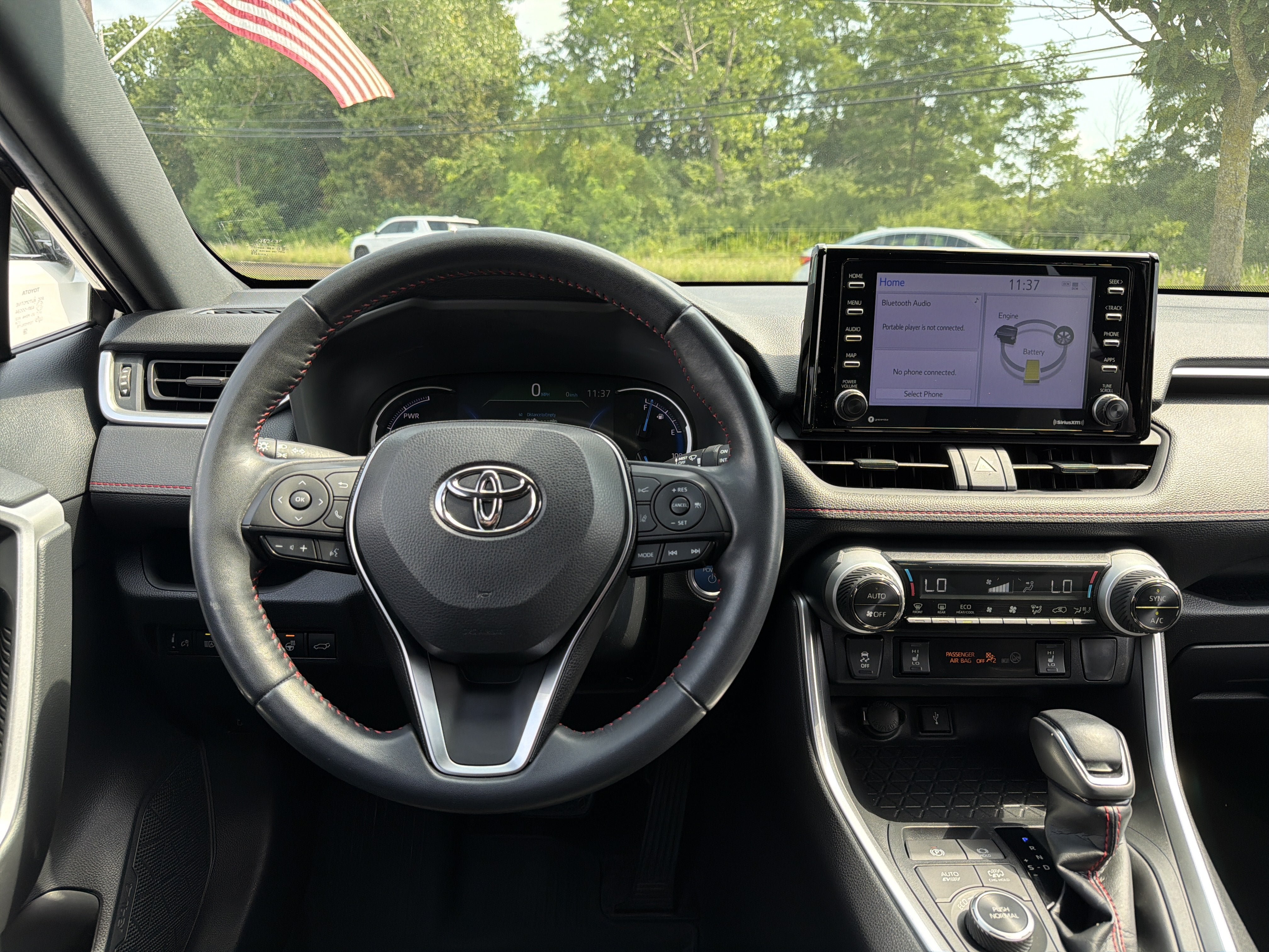 Used 2021 Toyota RAV4 SE w/ Weather & Moonroof Package AWD/4WD image 13