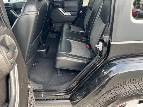 Used 2014 Jeep Wrangler Unlimited Sport AWD/4WD image 22