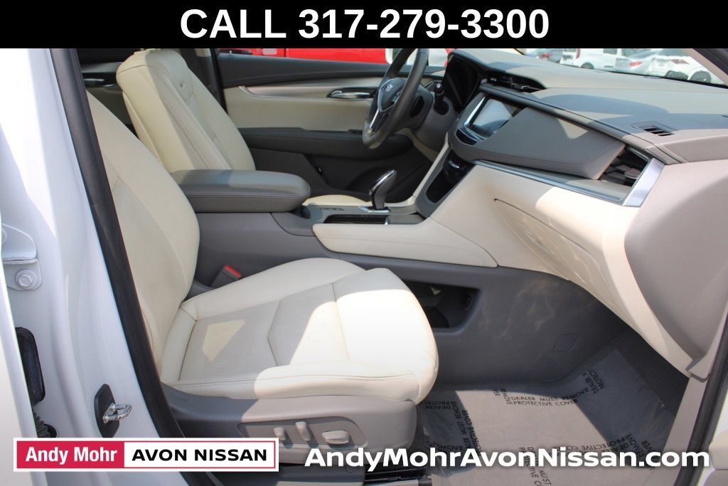 Used 2018 Cadillac XT5 Luxury w/ Driver Awareness Package AWD/4WD image 20