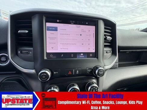 Used 2024 RAM 3500 Big Horn AWD/4WD image 25