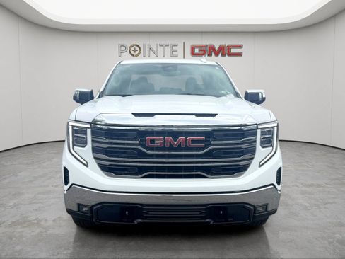 Used 2026 GMC Sierra 1500 SLT AWD/4WD image 11