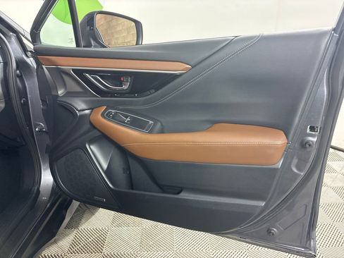 Used 2022 Subaru Outback Touring XT AWD/4WD image 34