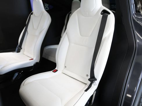Used 2022 Tesla Model X Plaid AWD/4WD image 42