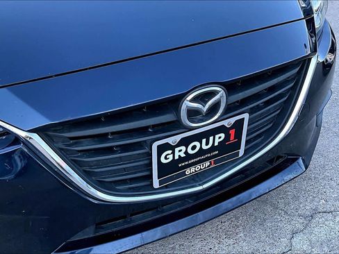 Used 2016 MAZDA MAZDA3 i Sport w/ Preferred Equipment Package image 28