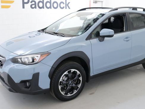 Used 2023 Subaru Crosstrek 2.0i Premium image 3