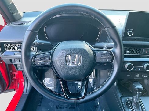 Used 2023 Honda Civic Sport image 11