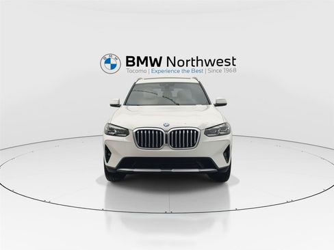 Used 2023 BMW X3 xDrive30i w/ Premium Package w/ZPA AWD/4WD image 7