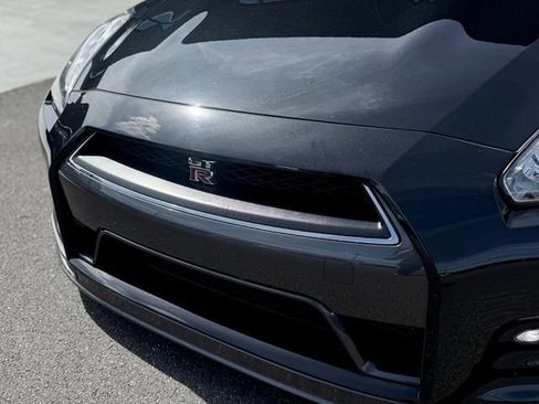Used 2014 Nissan GT-R Track Edition AWD/4WD image 35