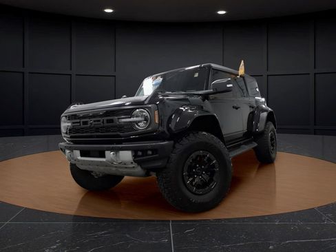 Certified 2024 Ford Bronco Raptor w/ Interior Carbon Fiber Pack 6 AWD/4WD image 3
