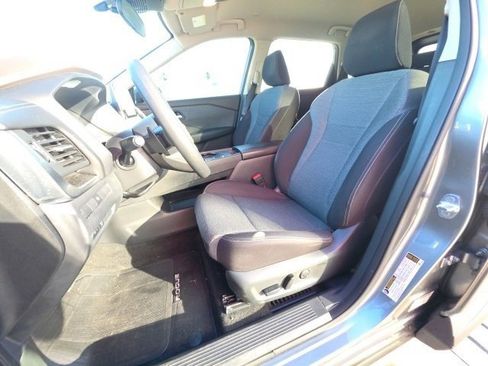 Used 2023 Nissan Rogue SV image 13