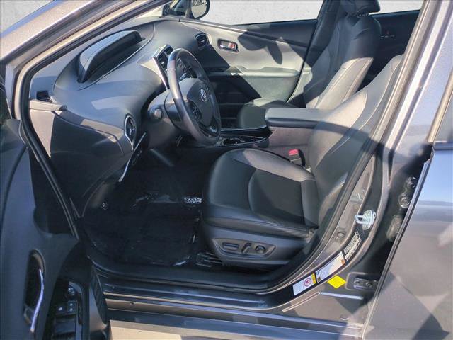 Used 2021 Toyota Prius XLE w/ Carpet Mat Package (TMS) FWD image 14
