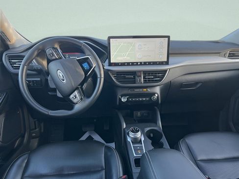 Used 2024 Ford Escape Platinum image 19