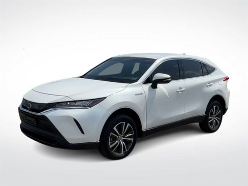 Used 2021 Toyota Venza LE image 4