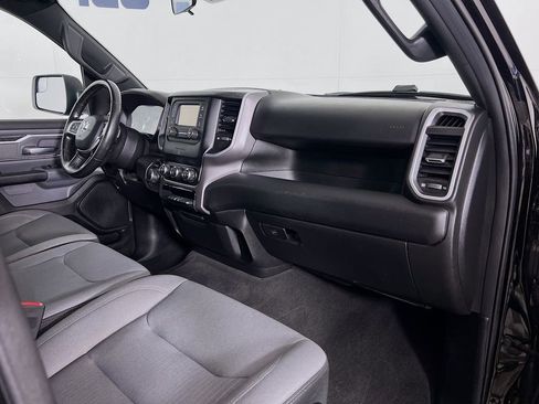 Used 2021 RAM 1500 Big Horn image 32