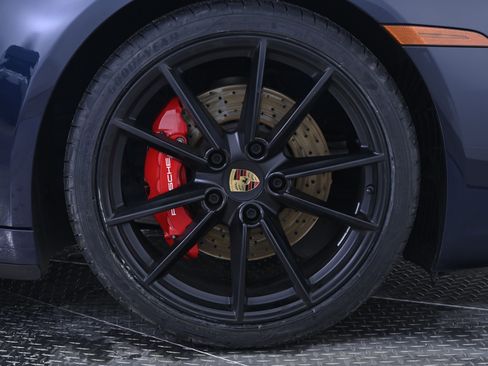 Used 2020 Porsche 911 Carrera S image 17