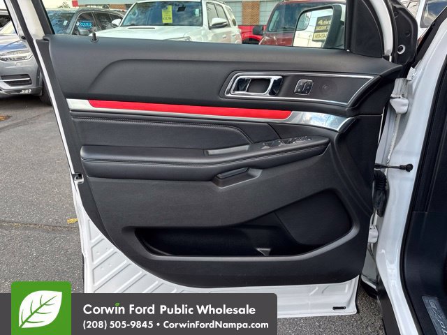 Used 2017 Ford Explorer Limited AWD/4WD image 13