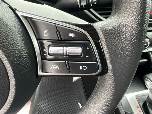 Used 2024 Kia Forte LXS w/ LXS Technology Package image 13