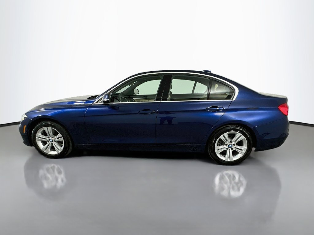 Used 2018 BMW 330i Sedan RWD image 8