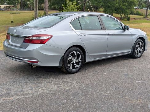 Used 2016 Honda Accord LX image 6