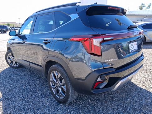 Used 2024 Kia Seltos S AWD/4WD image 3
