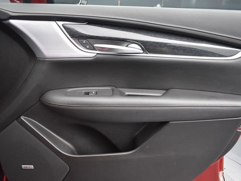 Used 2021 Cadillac XT5 Premium Luxury image 31