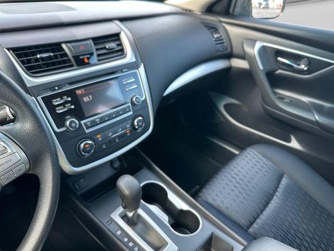 Used 2016 Nissan Altima 2.5 S w/ Power Driver Seat Package FWD image 30