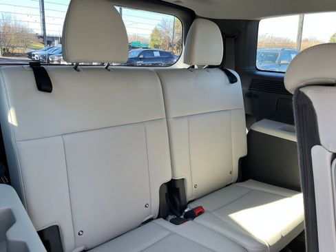 Used 2025 Hyundai Santa Fe SEL image 30