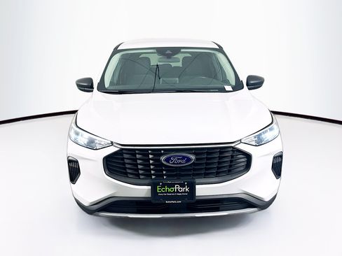 Used 2024 Ford Escape Active FWD image 2