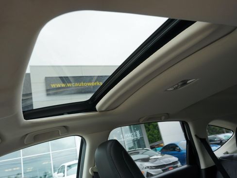 Used 2016 Honda CR-V EX-L image 15