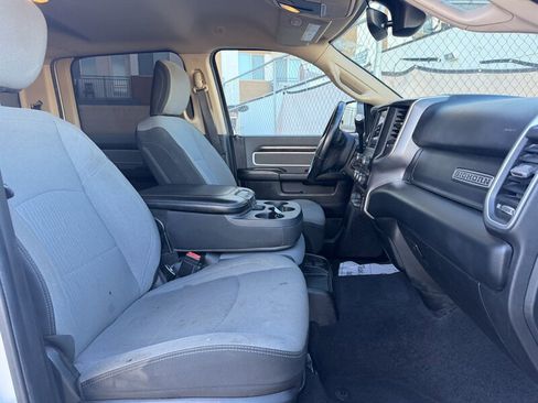 Used 2019 RAM 3500 Big Horn image 18