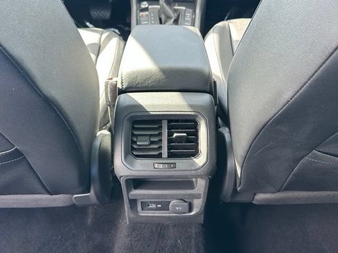 Used 2019 Volkswagen Tiguan SE AWD/4WD image 28