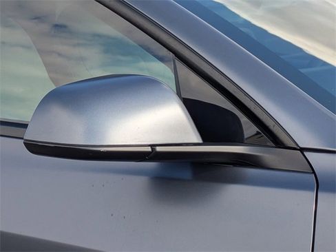 Used 2022 Tesla Model 3 Performance image 11