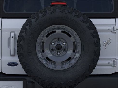 New 2025 Ford Bronco Outer Banks w/ Sasquatch Package image 24