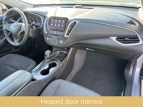 Used 2024 Chevrolet Malibu LT image 19