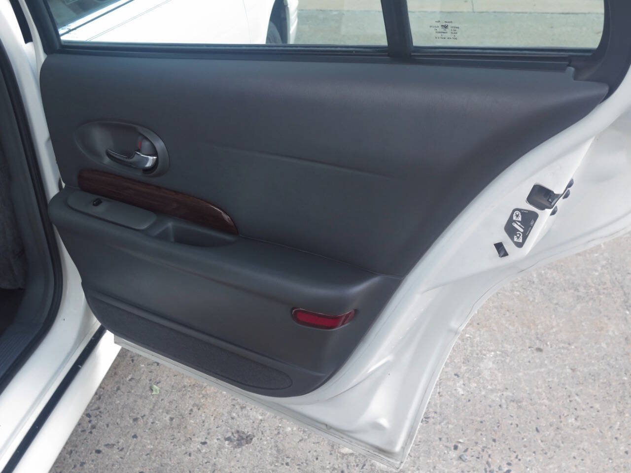 Used 2005 Buick Le Sabre Custom FWD image 20