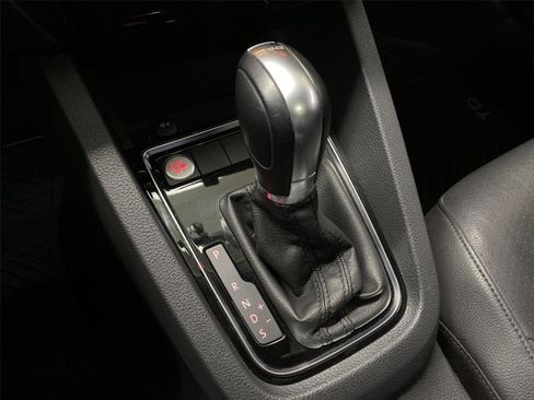 Used 2015 Volkswagen Jetta TDI SEL image 26