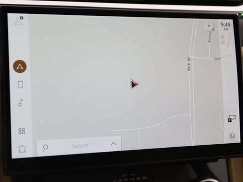 Used 2023 Jaguar F-PACE S image 10