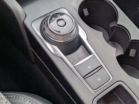 New 2026 Ford Escape SE image 18