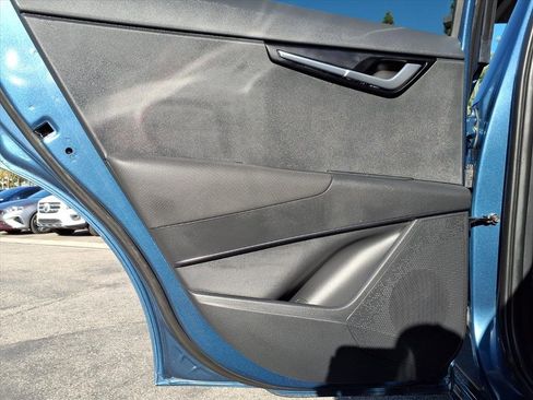 Certified 2025 Kia Niro EX image 23