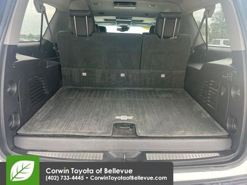 Used 2018 Chevrolet Suburban LT w/ LT Signature Package AWD/4WD image 29