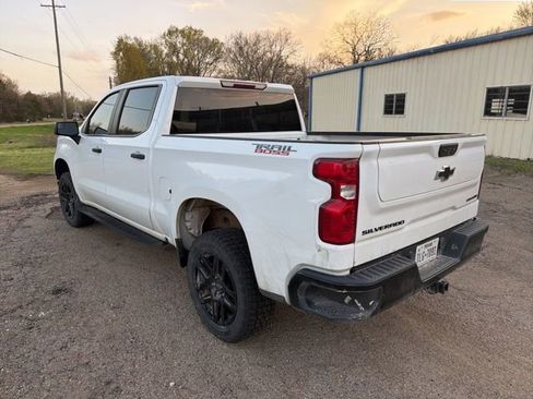 Used 2023 Chevrolet Silverado 1500 Custom Trail Boss w/ LPO, Dark Essentials Package AWD/4WD image 6