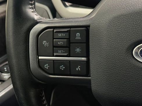 Used 2023 Ford F350 Lariat w/ Lariat Ultimate Package AWD/4WD image 10