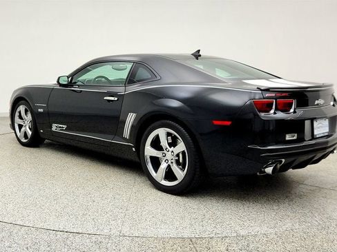 Used 2010 Chevrolet Camaro SS w/ RS Package RWD image 7