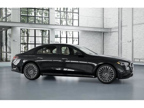 New 2026 Mercedes-Benz E 350 4MATIC Sedan image 15