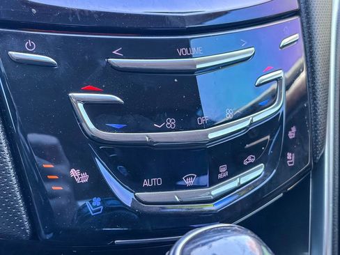 Used 2019 Cadillac XTS Luxury FWD image 22