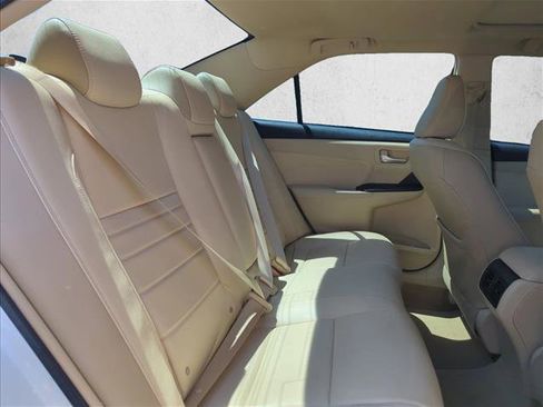 Used 2016 Toyota Camry XLE w/ Advanced Technology Package FWD image 23