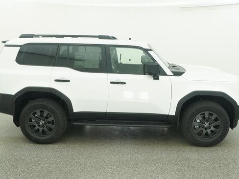 New 2026 Toyota Land Cruiser image 36