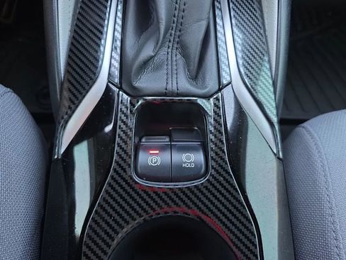 Used 2020 Toyota Corolla SE FWD image 31